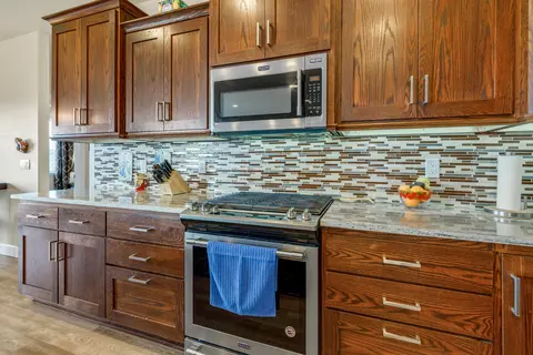 343 Avalon Ter, Eagle Point, OR 97524 photo 8