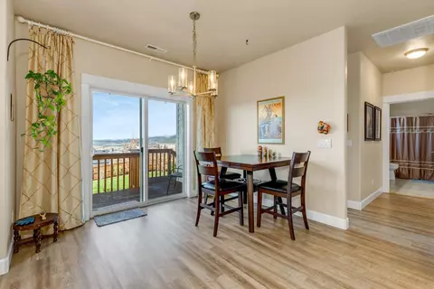 343 Avalon Ter, Eagle Point, OR 97524 photo 11