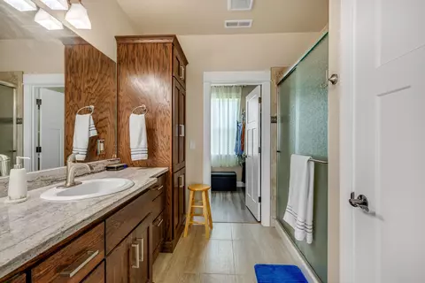 343 Avalon Ter, Eagle Point, OR 97524 photo 14
