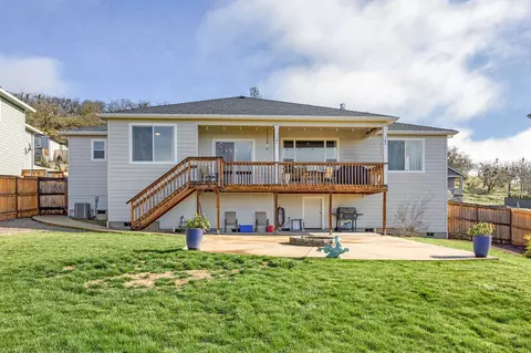 343 Avalon Ter, Eagle Point, OR 97524 photo 23