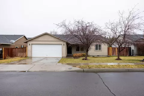 515 NE Black Bear St, Prineville, OR 97754