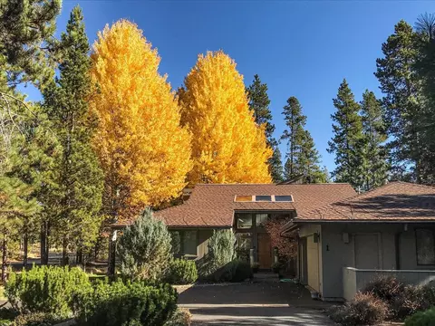 57698 Mckenzie Ln #1, Sunriver, OR 97707