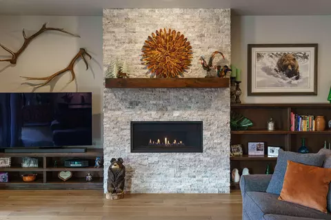 Living - 60861 SW Headwaters Loop, Bend, OR 97702 photo 4 of 5
