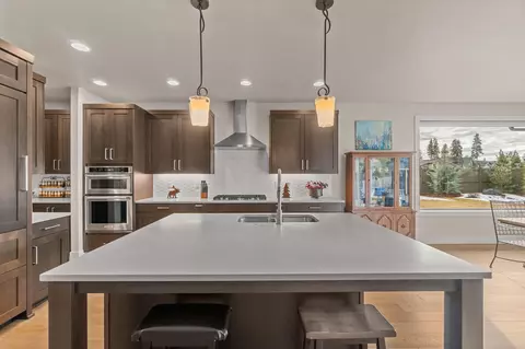 Kitchen - 60861 SW Headwaters Loop, Bend, OR 97702 photo 2 of 6