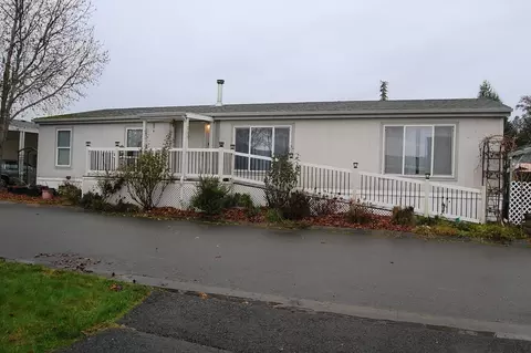 1502 Agape Way, Grants Pass, OR 97527