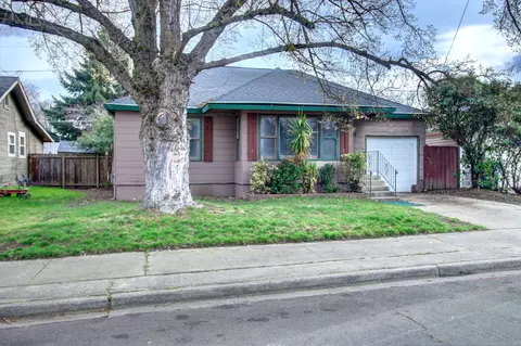 40 Myers Ct, Medford, OR 97501