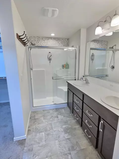 4916 Squirrel St, Springfield, OR 97478 photo 14