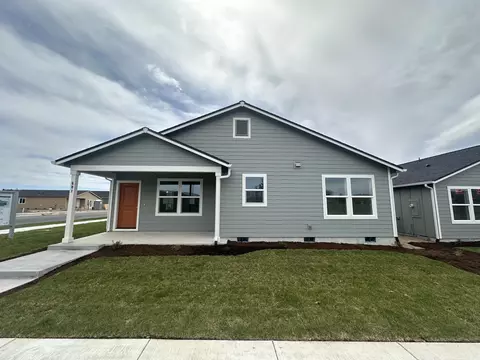 601 NE Loucks Rd, Madras, OR 97741