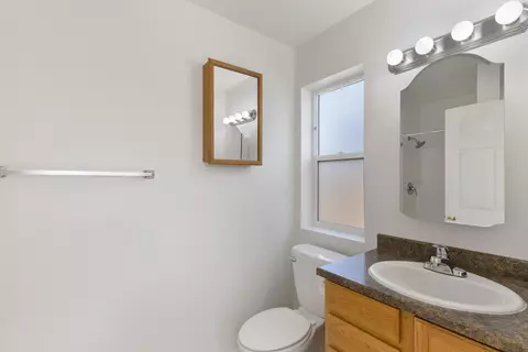 Bath - 61254 Blakely Rd, Bend, OR 97702 photo 1 of 2