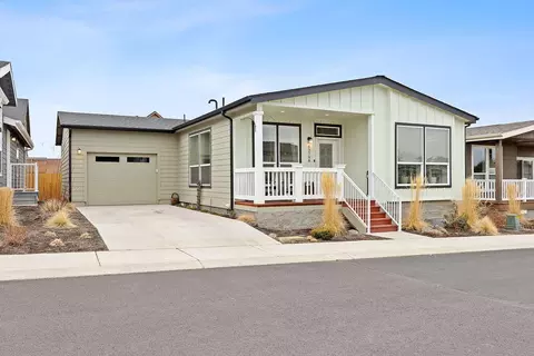 63798 Ranch Village Dr #12, Bend, OR 97701