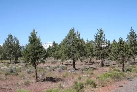 67090 Central St, Bend, OR 97703