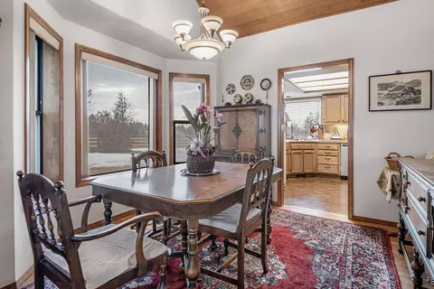 22252 Nelson Rd, Bend, OR 97701 photo 3