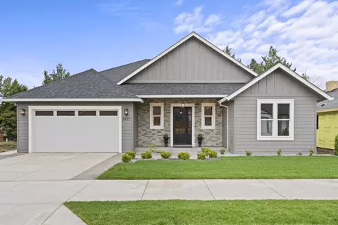 2827 Caldera Ln, Medford, OR 97504