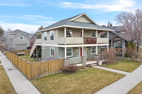 2816 NE Rainier Dr, Bend, OR 97701