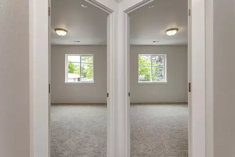 430 Oak St, Phoenix, OR 97535 photo 19