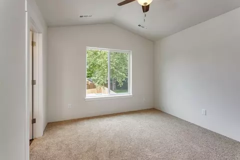 430 Oak St, Phoenix, OR 97535 photo 16