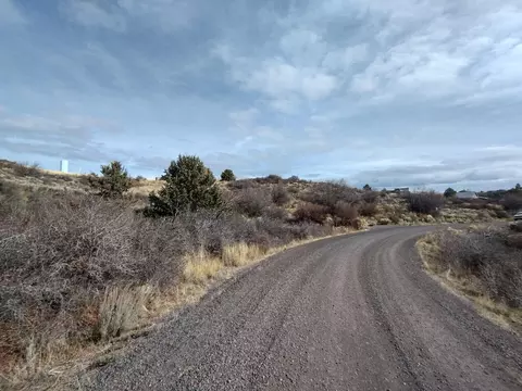 duke drive, Chiloquin, OR 97624 photo 8