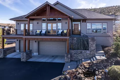 10762 Ironstone Ct, Redmond, OR 97756