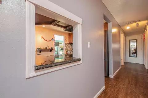 Entry Way - 325 E Mint Ln, Culver, OR 97734 photo 1 of 1