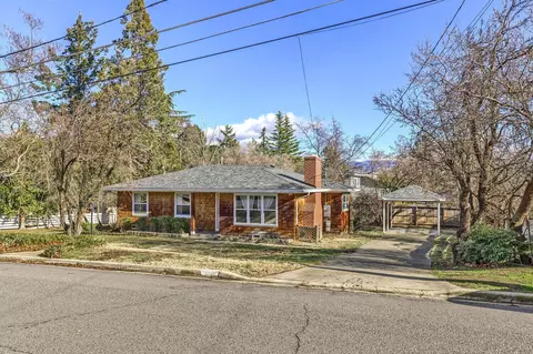 600 Chestnut St, Ashland, OR 97520