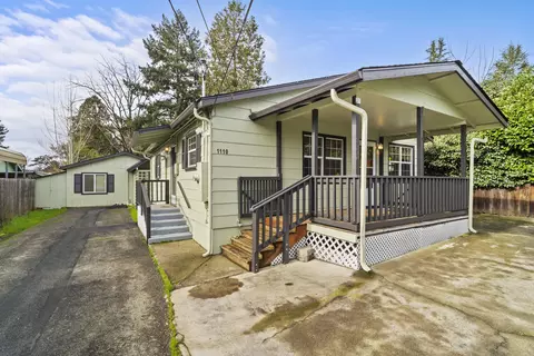 1110 SW Greenwood Ave, Grants Pass, OR 97526