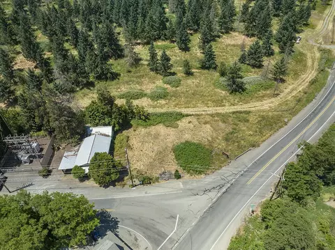 14300 Williams Hwy, Williams, OR 97544