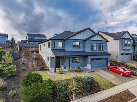 343 SW Mt Adams St, Mcminnville, OR 97128