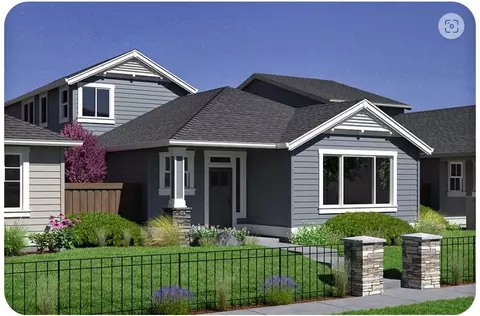 3816 Cole Rd, Bend, OR 97701
