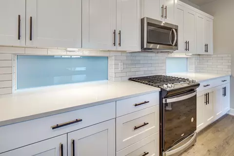 Kitchen - 3816 Cole Rd, Bend, OR 97701 photo 5 of 5