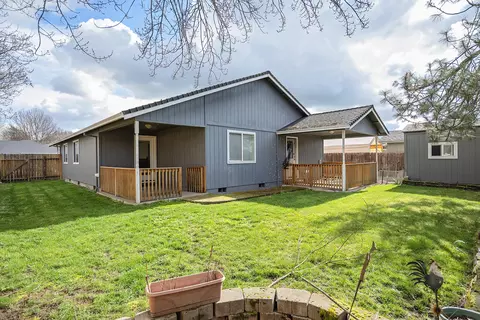 265 Candis Dr, Eagle Point, OR 97524 photo 13