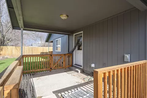 265 Candis Dr, Eagle Point, OR 97524 photo 17