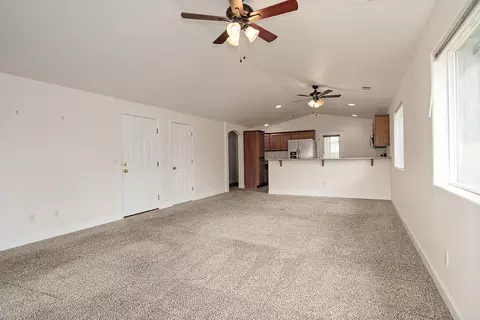 265 Candis Dr, Eagle Point, OR 97524 photo 11