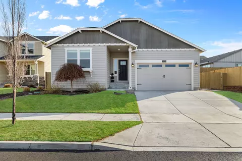2770 SW 46th Ct, Redmond, OR 97756