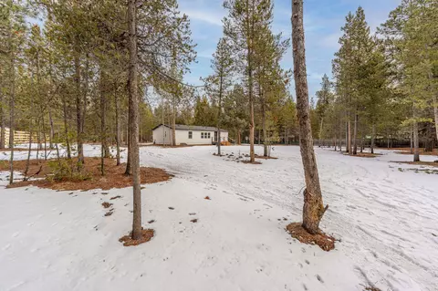 16047 Falcon Ln, La Pine, OR 97739 photo 47