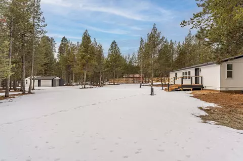 16047 Falcon Ln, La Pine, OR 97739 photo 45