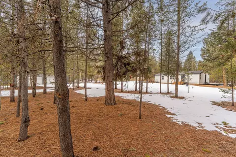 16047 Falcon Ln, La Pine, OR 97739 photo 46