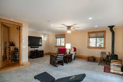 Living - 60030 Ridgeview Pl, Bend, OR 97702 photo 5 of 6