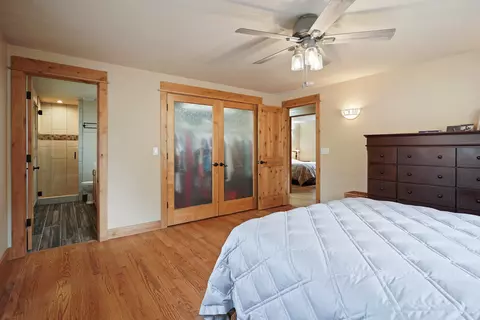 Bedroom - 60030 Ridgeview Pl, Bend, OR 97702 photo 3 of 4