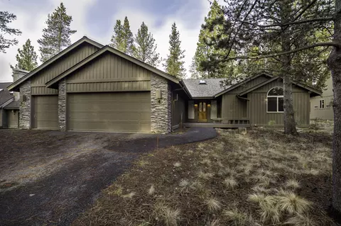 17756 Topflite Ln #4, Sunriver, OR 97707