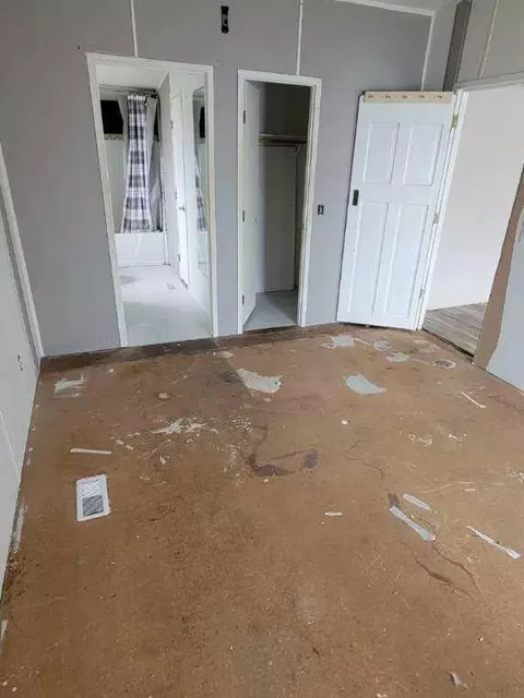 633 E Archwood Dr UNIT 130, Eagle Point, OR 97524 photo 8