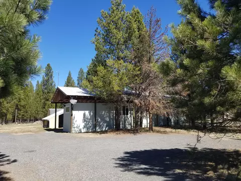 12011 Beechwood Dr, La Pine, OR 97739