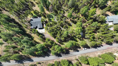 54605 Gray Squirrel Dr, Bend, OR 97707 photo 3