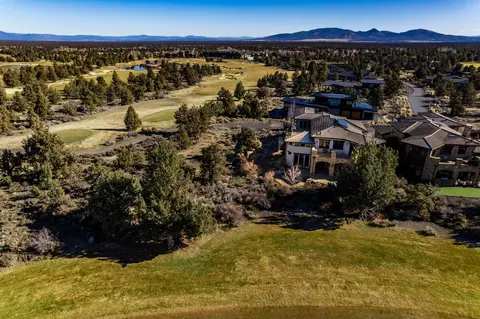22879 Ghost Tree Ln #LOT 310, Bend, OR 97701 photo 2