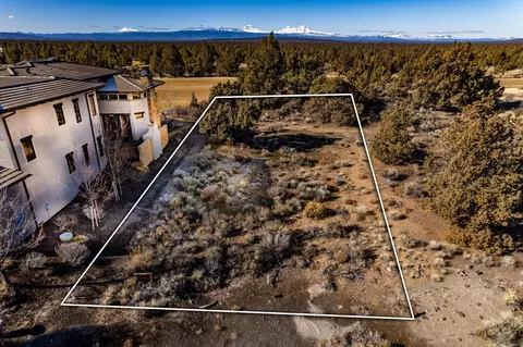 22879 Ghost Tree Ln #LOT 310, Bend, OR 97701 photo 3