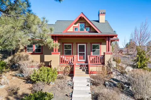670 NW Mt Washington Dr, Bend, OR 97703