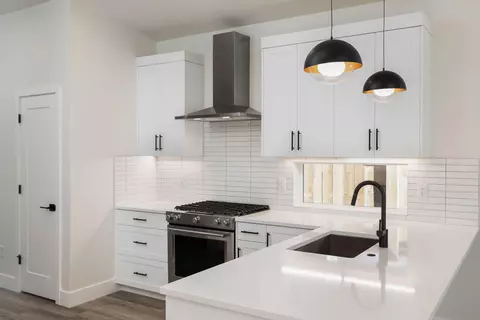 Kitchen - 20522 Murphy Rd #LOT 47, Bend, OR 97702 photo 2 of 4