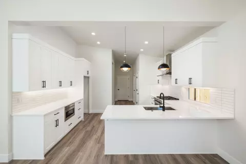 Kitchen - 20522 Murphy Rd #LOT 47, Bend, OR 97702 photo 1 of 4