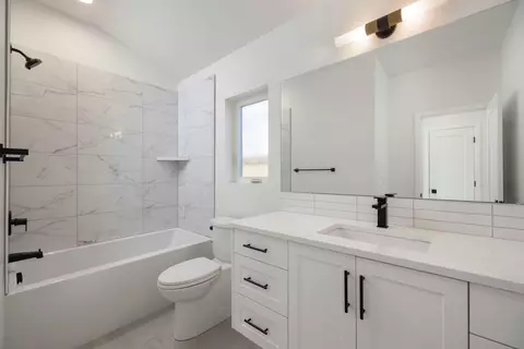 Bath - 20522 Murphy Rd #LOT 47, Bend, OR 97702 photo 1 of 4