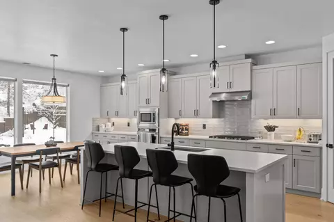 Kitchen - 2028 NW Lobinie Ct, Bend, OR 97703 photo 1 of 6