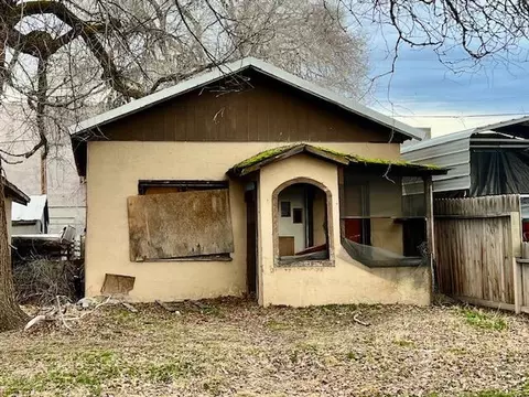 2444 Pershing Way, Klamath Falls, OR 97601